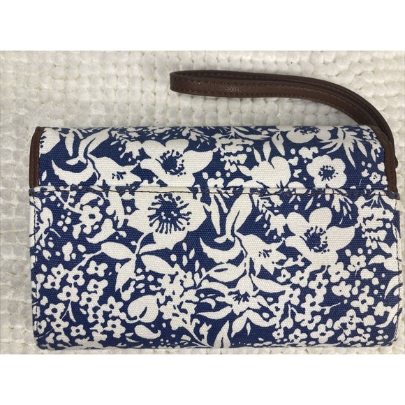 Chaps Floral Crossbody Wristlet Blue and White Floral, Logo Vegan Leather Trim - Picture 3 of 9